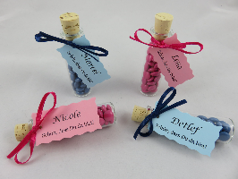 Gastgeschenke im Reagenzglas Gastgeschenk Tischkarte Tischkärtchen Liroca Hochwertig fertig günstig personalisiert mal anders türkis farben werbegeschenk firmung hochzeit taufe einschulung  (1)