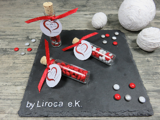 Gastgeschenke Liroca Tischkarten Hochzeit Taufe Kommunion fertige Moderne mal anders Geburtstag günstige.JPG bn